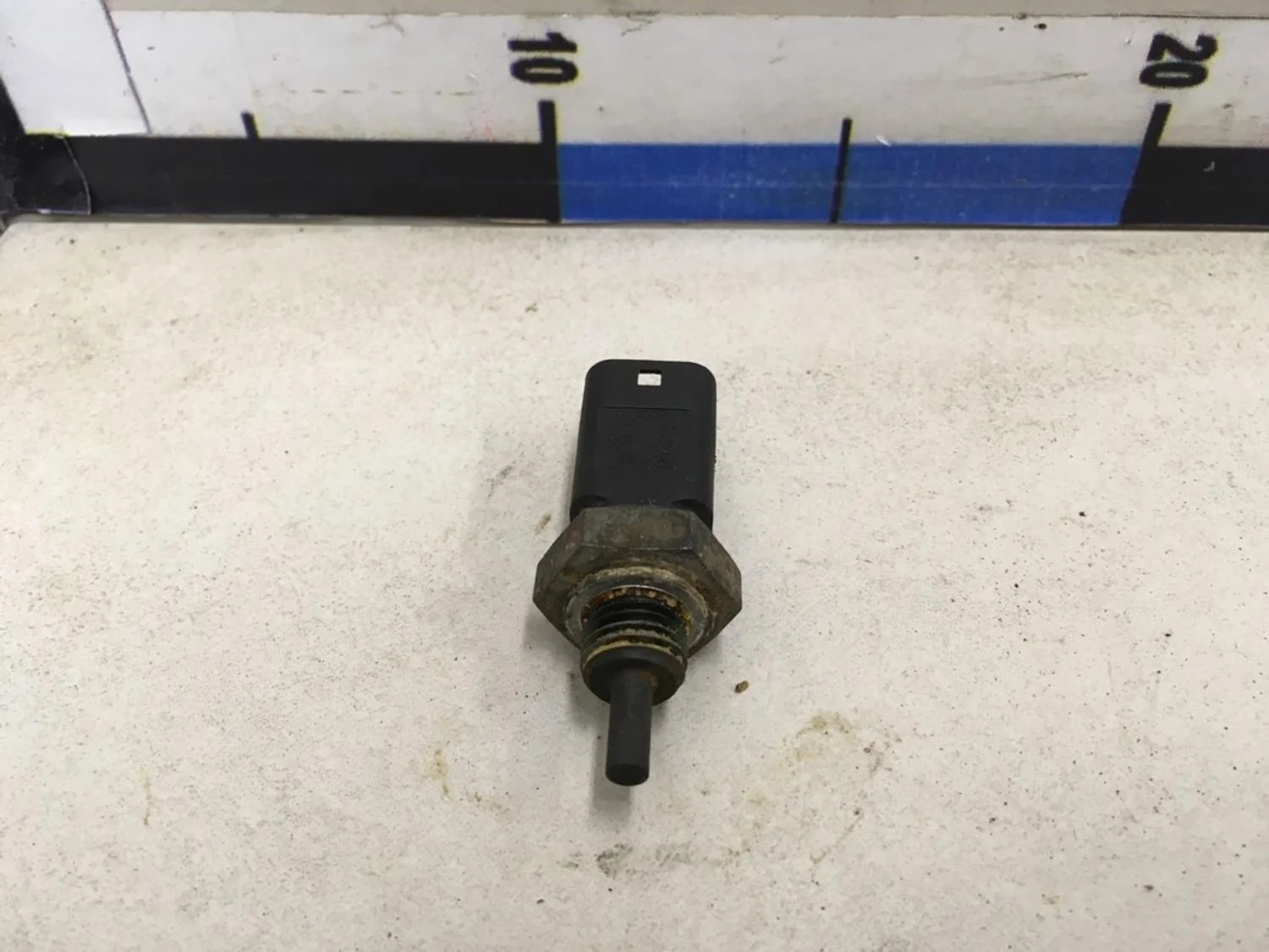 Датчик температуры Duster 2012>