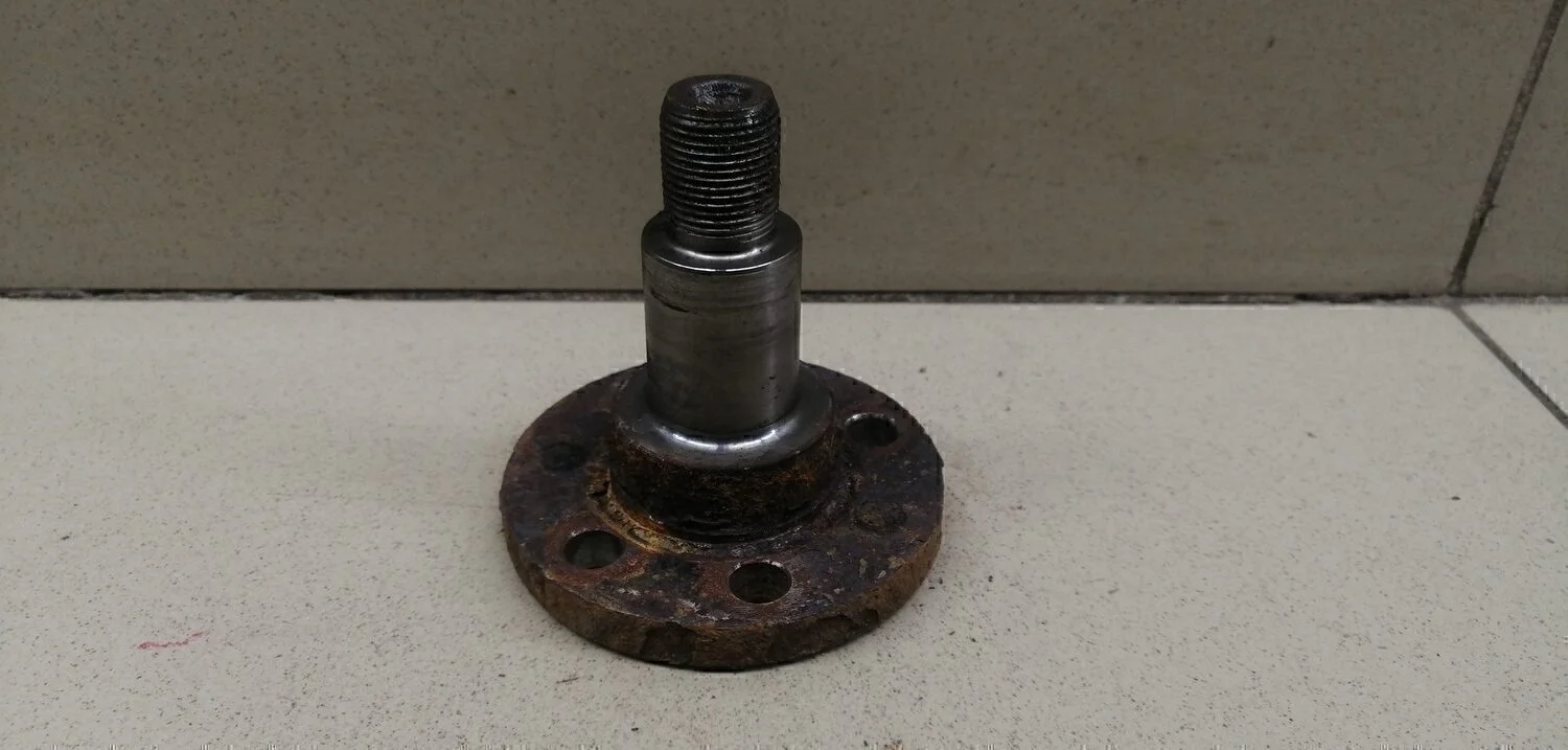 Цапфа (п.з.к.)  Fabia 1999-2006