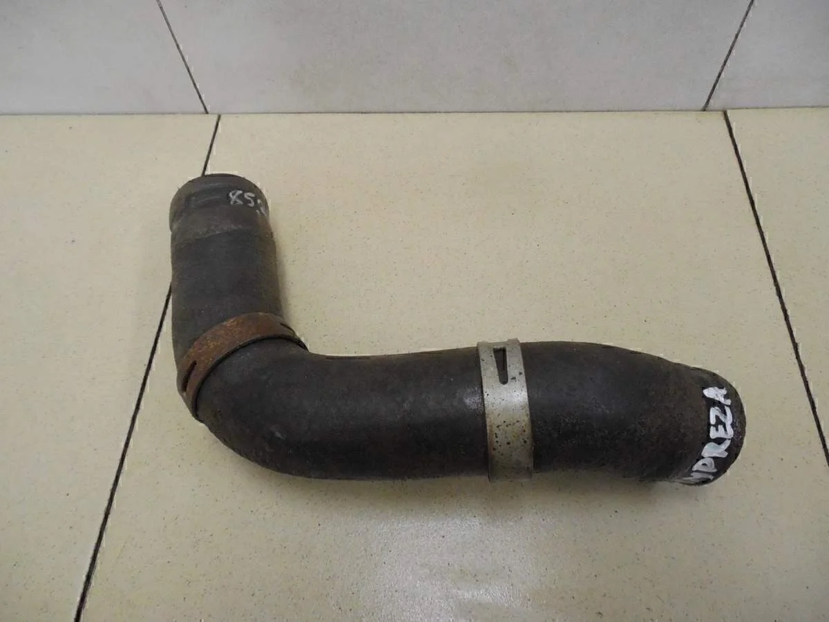 Патрубок радиатора Legacy Outback (B13) 2003-2009