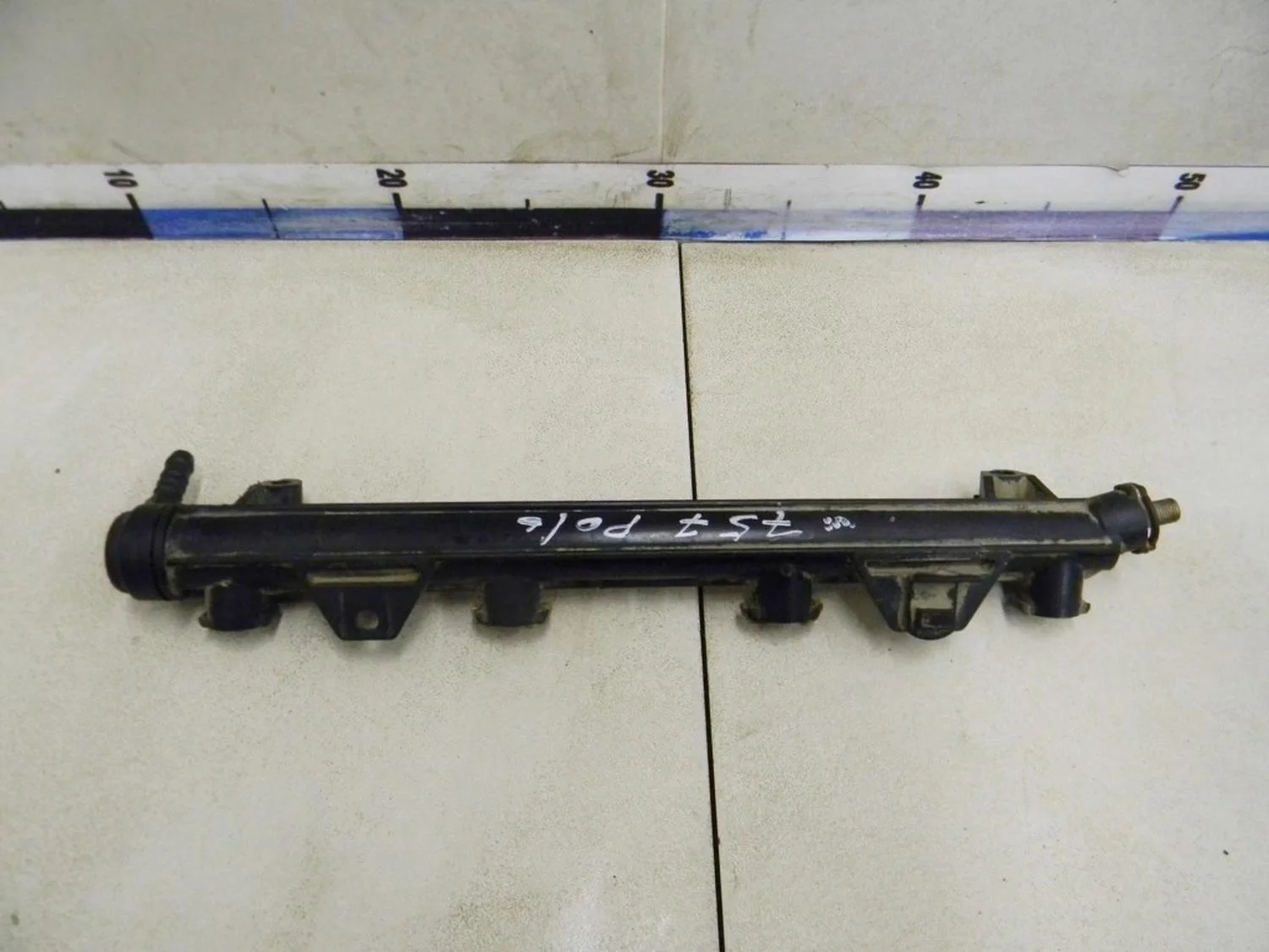 Рейка топливная (рампа) Fabia 1999-2006