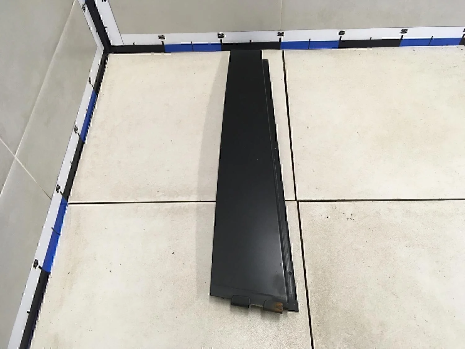 Накладка двери задней правой Passat [B6] 2005-2010