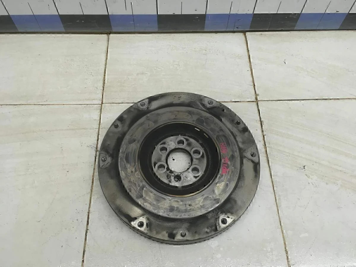 Маховик Juke (F15) 2011>