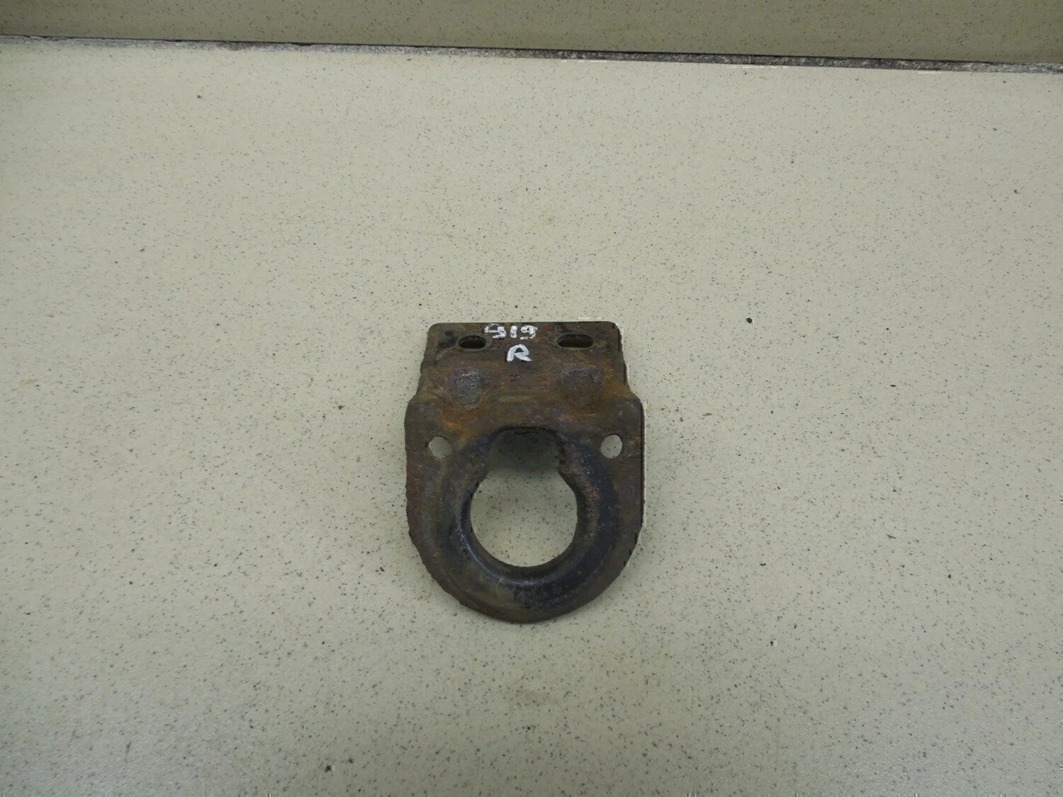 Кронштейн радиатора Solaris 2010-2017