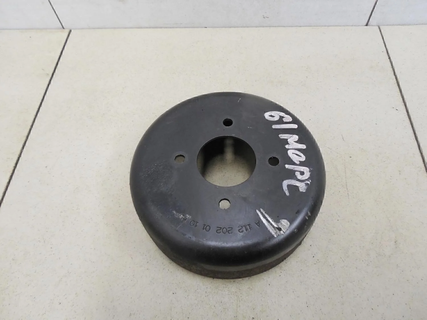 Шкив водяного насоса (помпы) W202 1993-2000