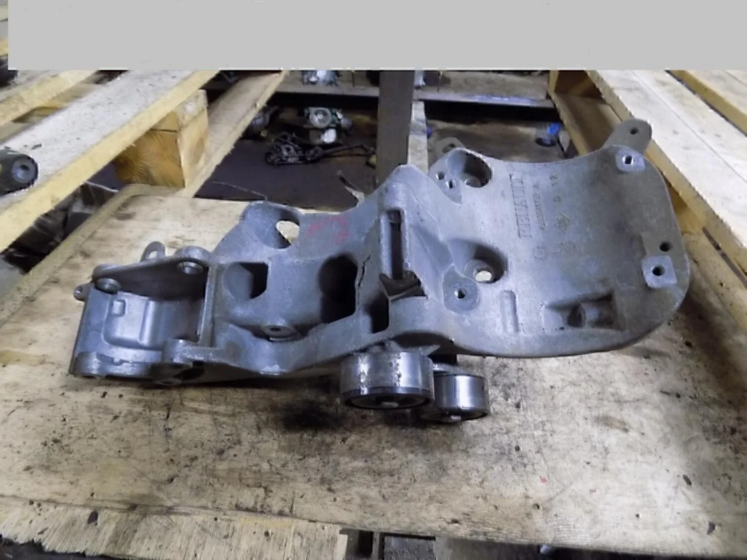 Натяжитель ремня Clio/Symbol 1998-2008