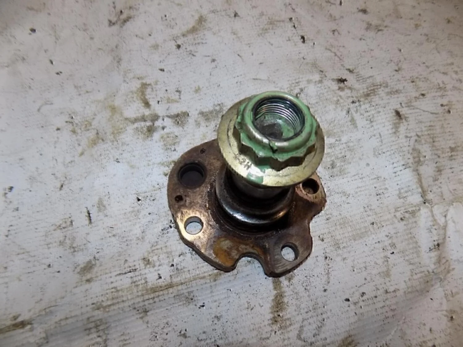 Цапфа (п.з.к.)  A3 (8L1) 1996-2003