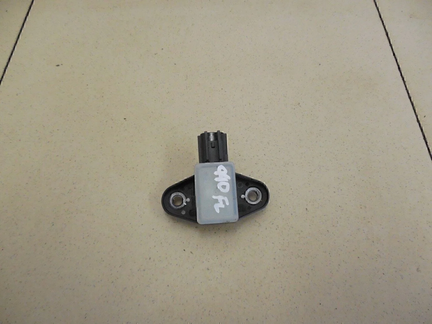 Датчик AIR BAG Tiguan 2011-2016