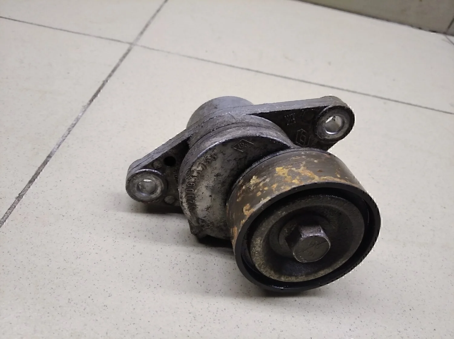 Натяжитель ремня Almera (G15) 2013>