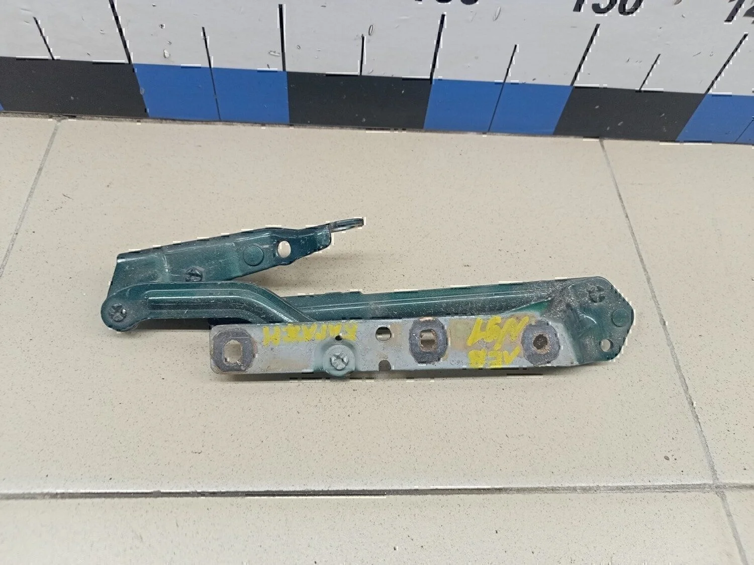 Петля крышки багажника Focus II 2005-2008