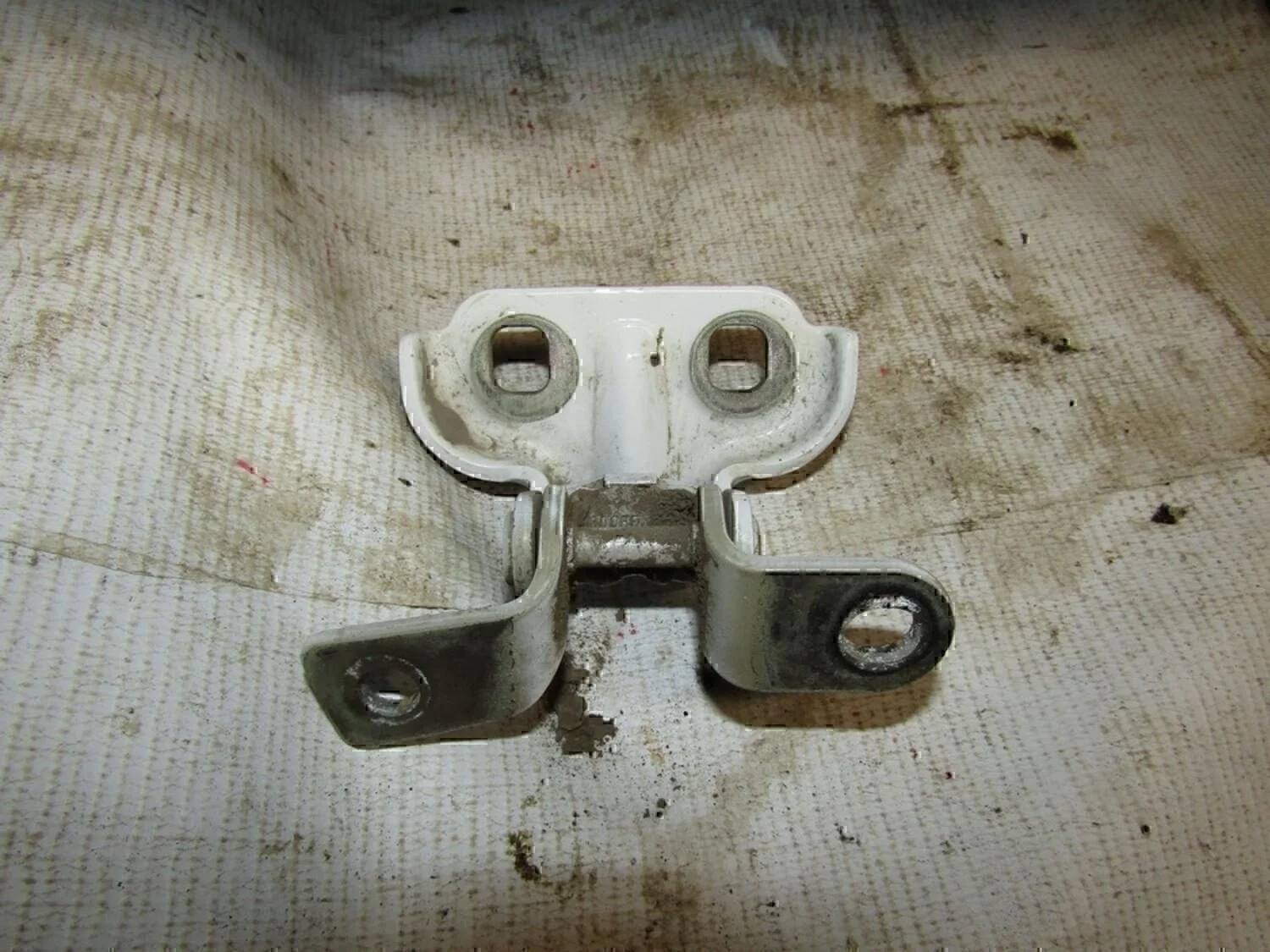 Петля двери задней Aveo (T300) 2011>