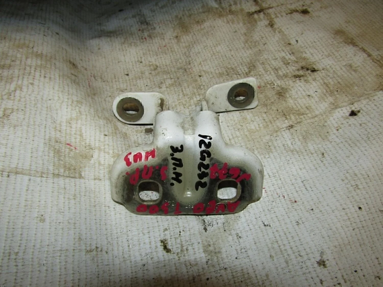 Петля двери задней Aveo (T300) 2011>