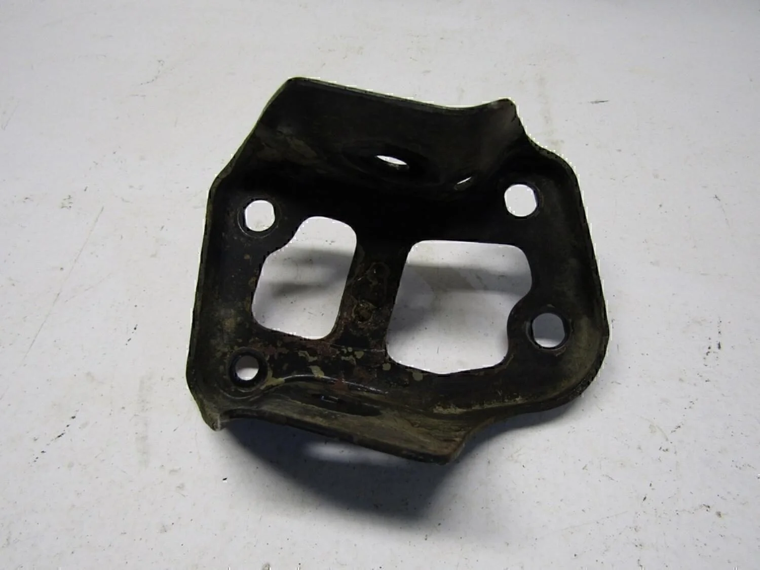 Кронштейн задней балки Aveo (T200) 2003-2008