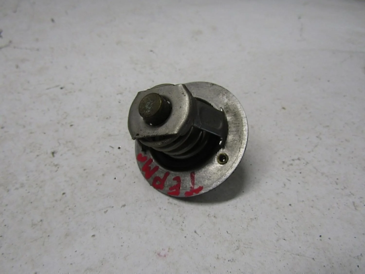 Термостат Fiesta 1995-2000