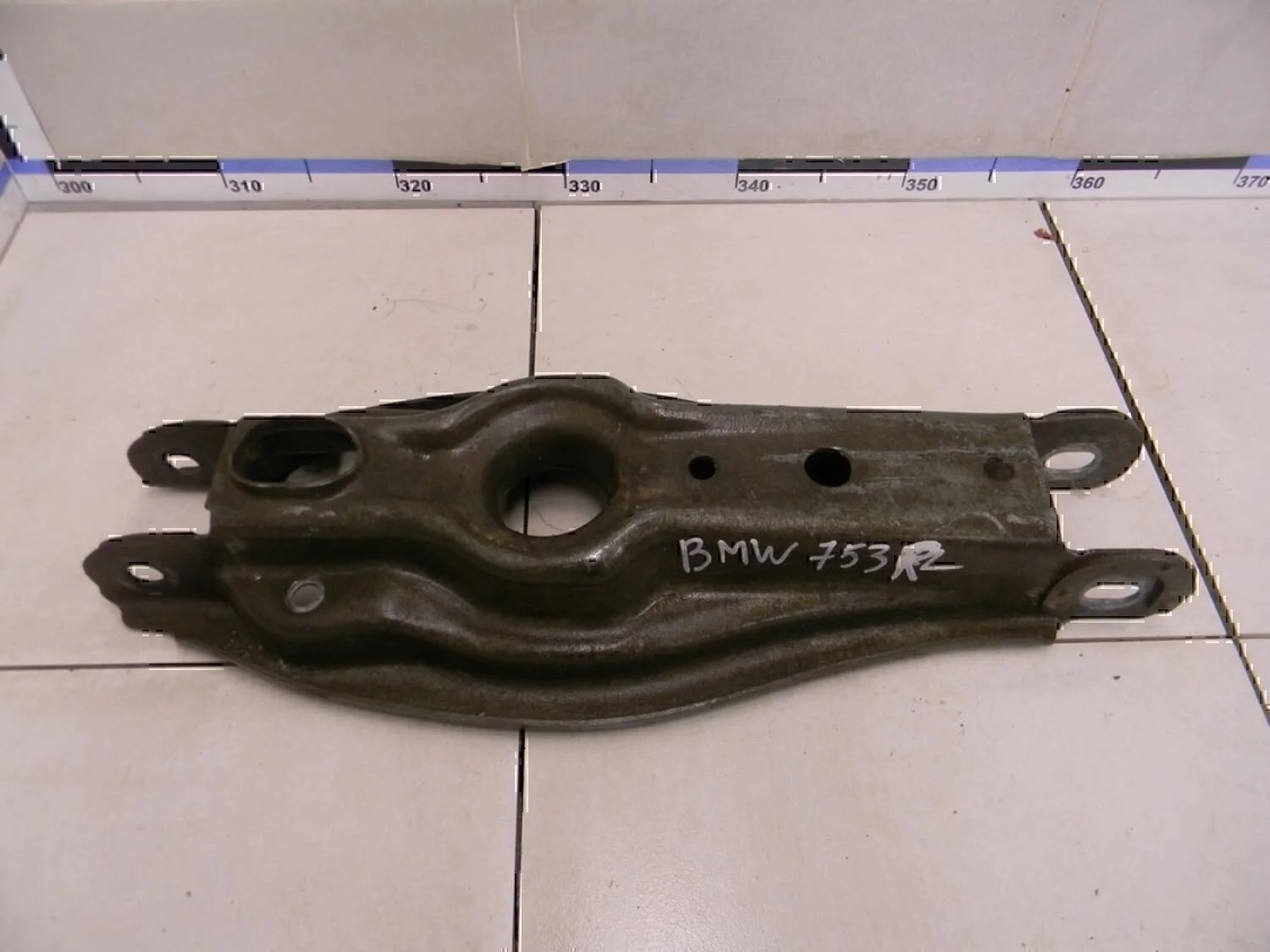 Рычаг задний нижний 1-серия E82/E88 2006>