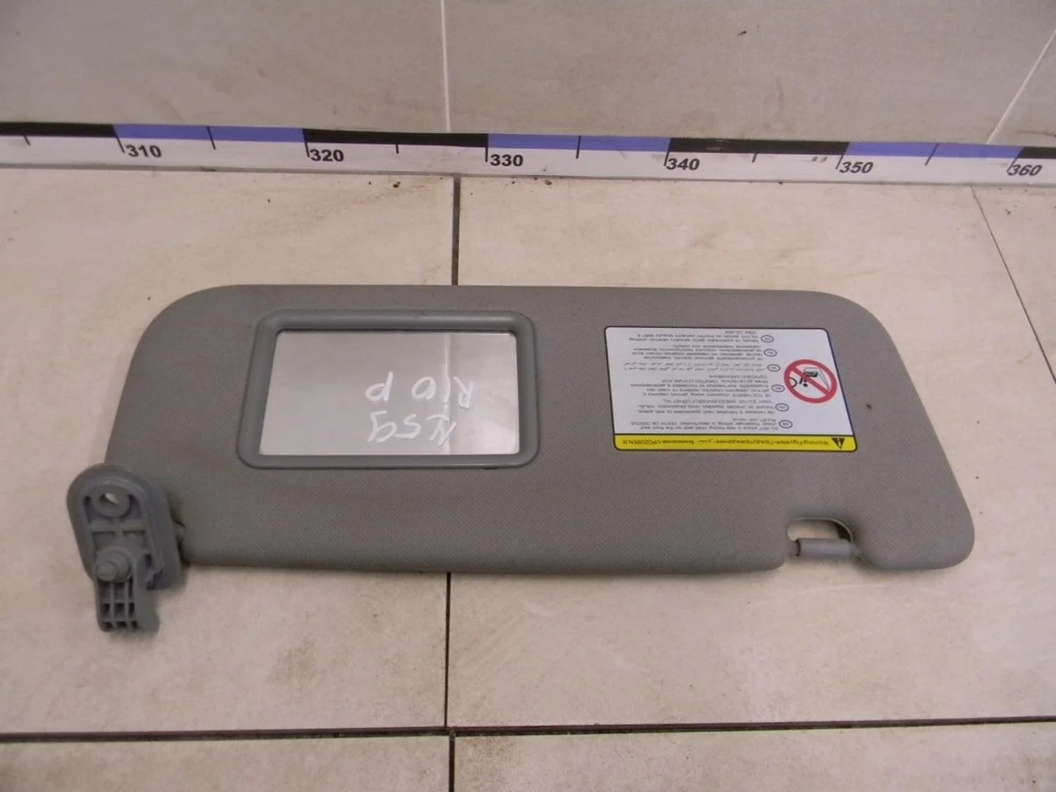 Козырек солнцезащитный (внутри) Solaris 2010-2017