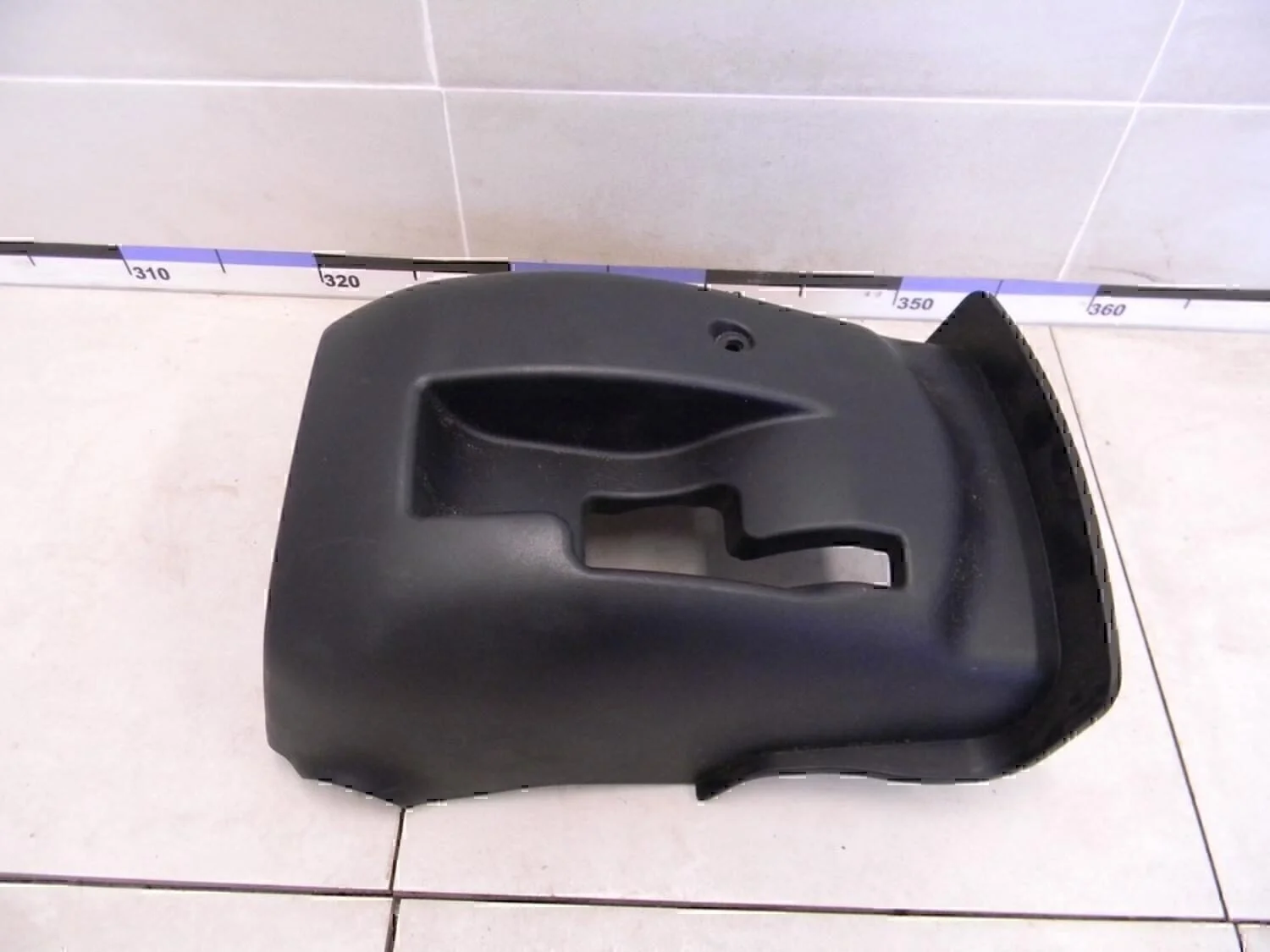 Кожух рулевой колонки нижний RIO 2011-2017