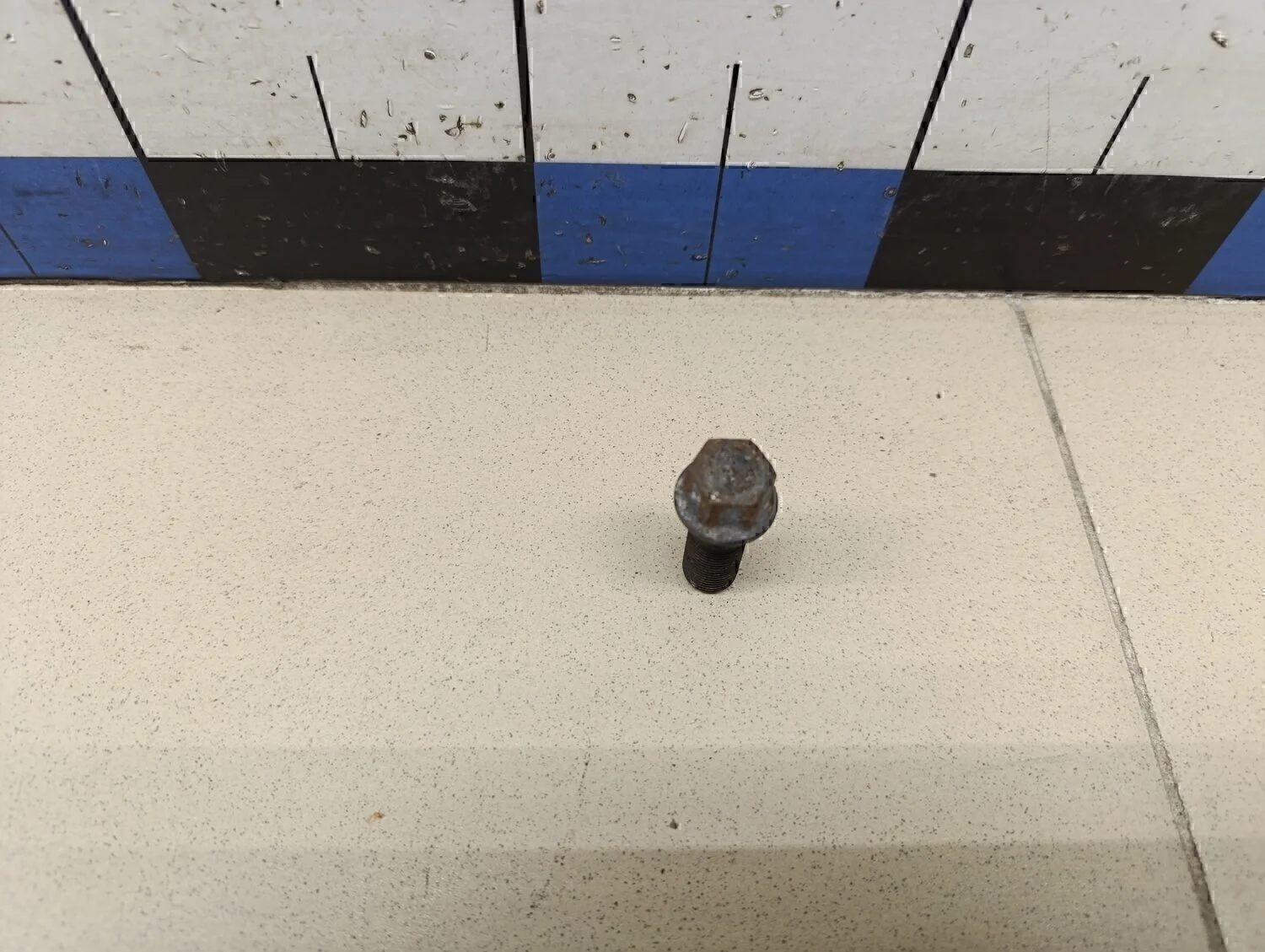 Болт колесный 1-серия F20/F21 2011>