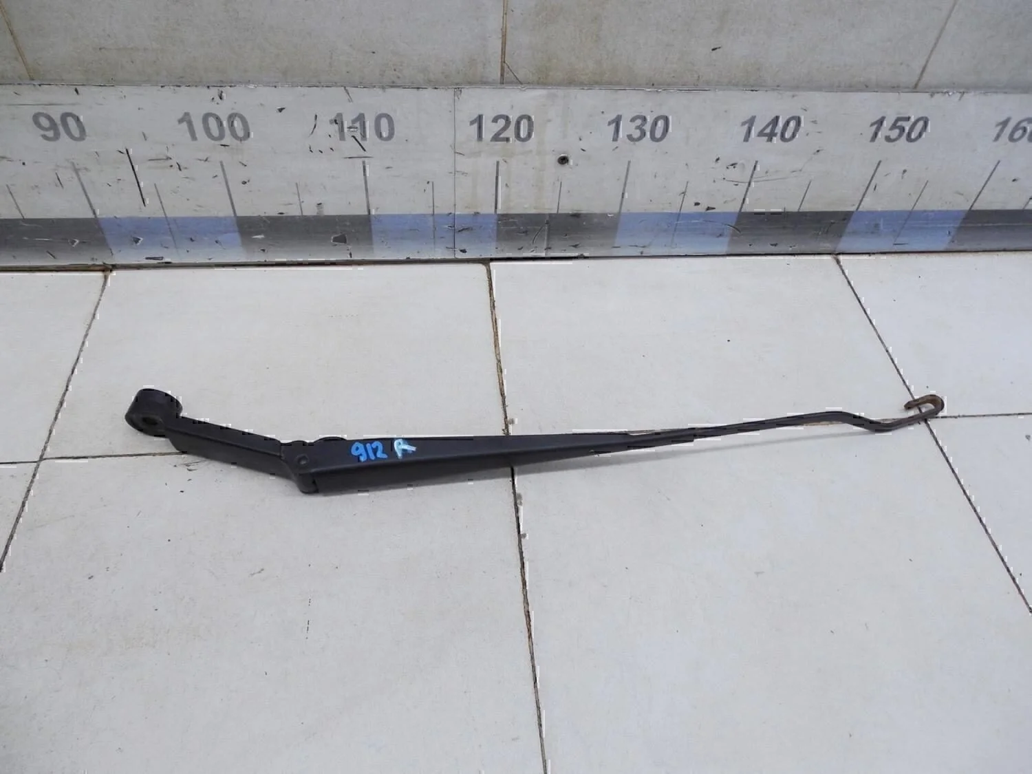 Поводок стеклоочистителя передний правый Lacetti 2003-2013