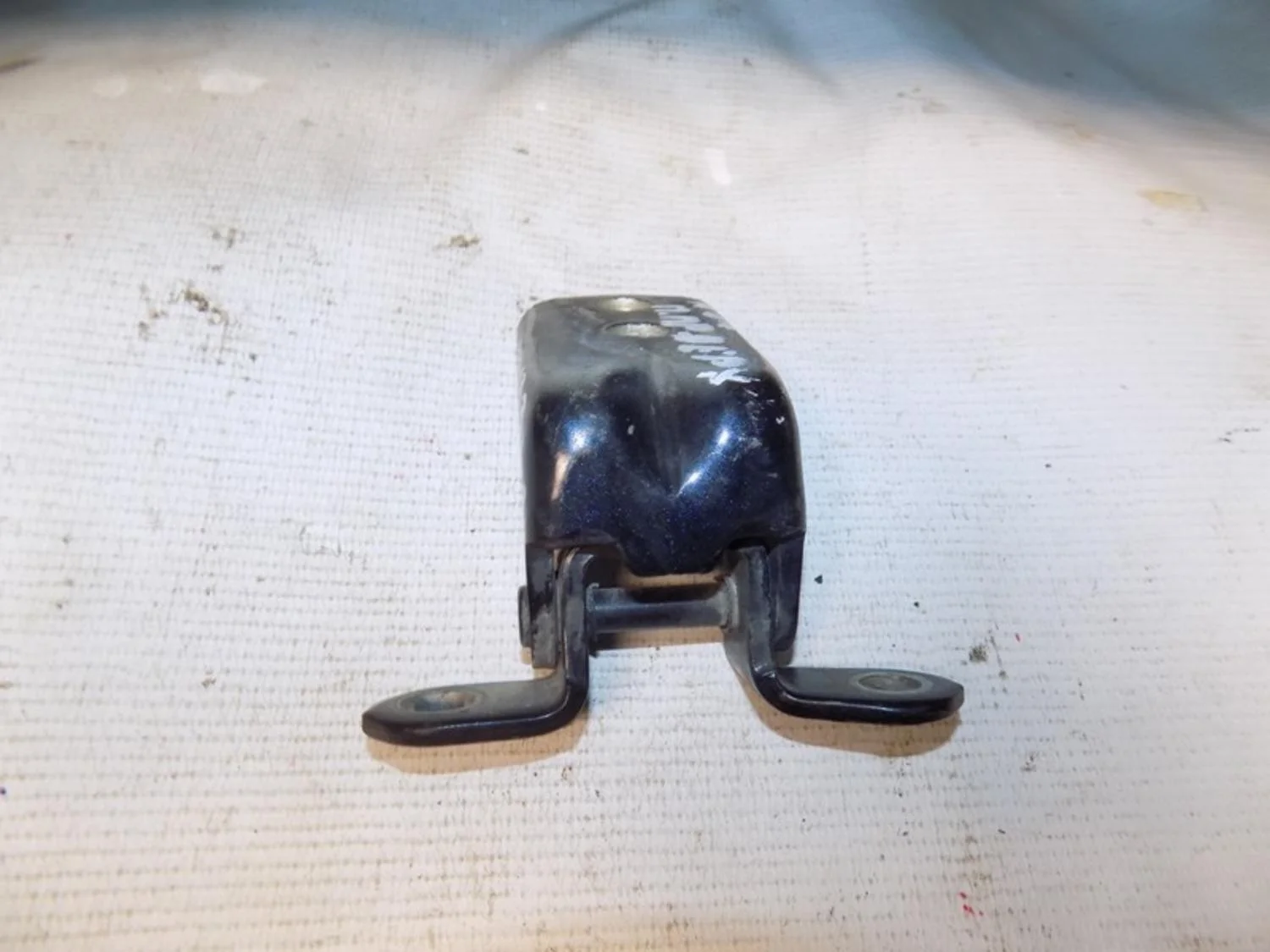 Петля двери Teana J31 2006-2008