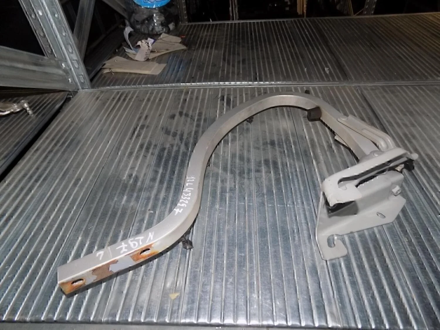 Петля крышки багажника Lanos 2004-2010