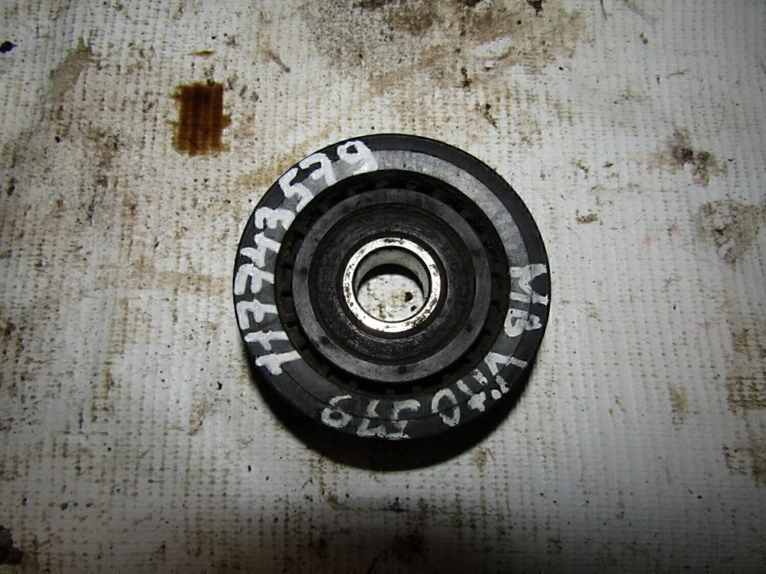 Ролик дополнительный руч. ремня A4 [B5] 1994-2000