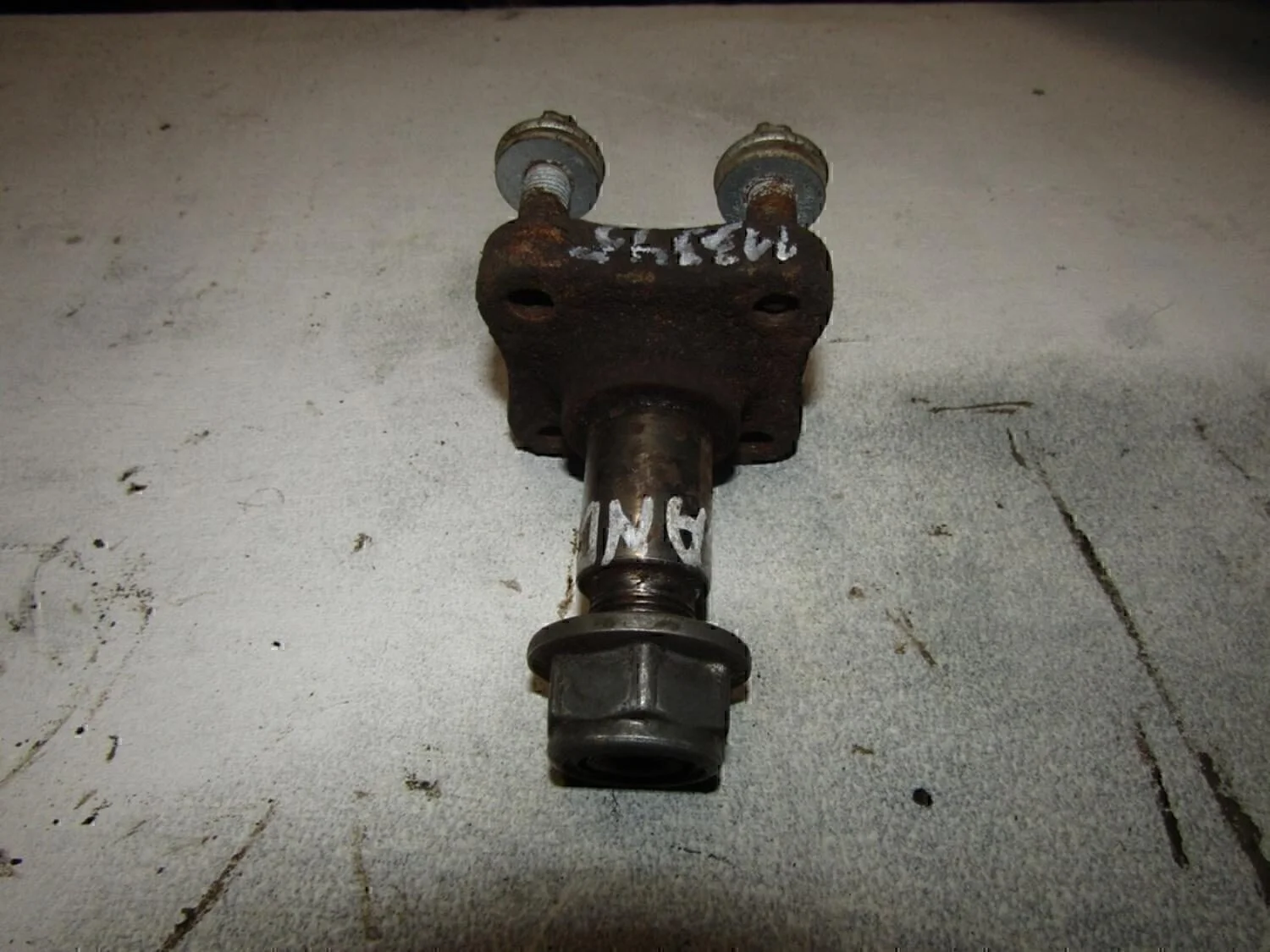 Цапфа (п.з.к.)  Clio/Symbol 1998-2008