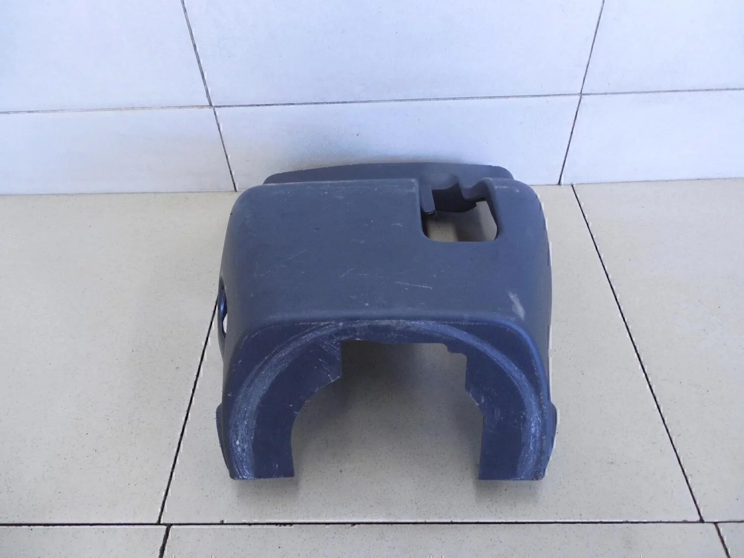 Кожух рулевой колонки нижний Corolla E15 2006-2013