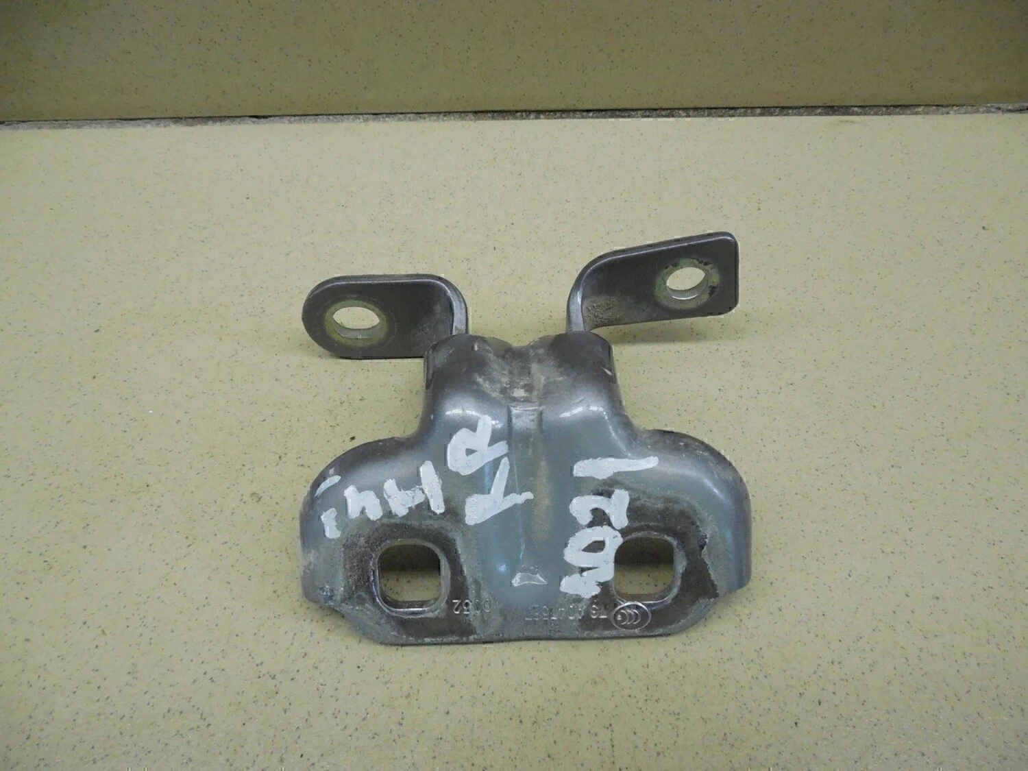 Петля двери задней Aveo (T300) 2011>