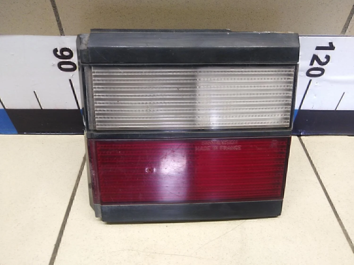 Фонарь задний внутренний правый Passat [B3] 1988-1993