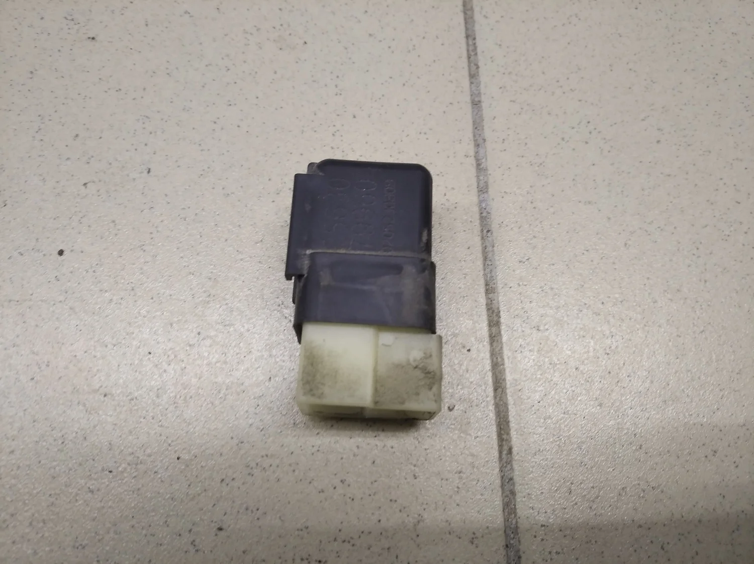 Реле Teana J31 2006-2008