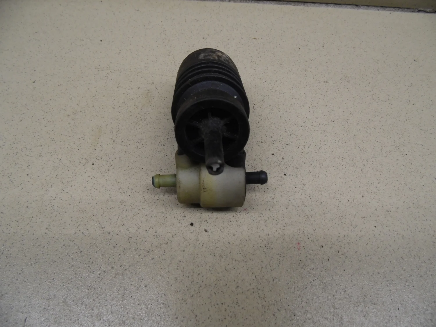 Насос омывателя A3 (8L1) 1996-2003