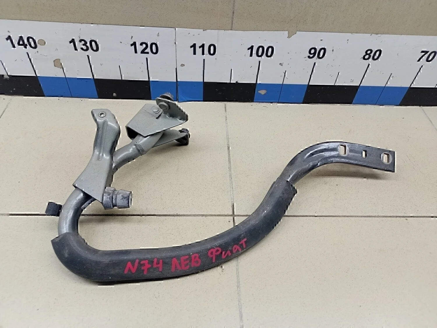 Петля крышки багажника Albea 2002-2012