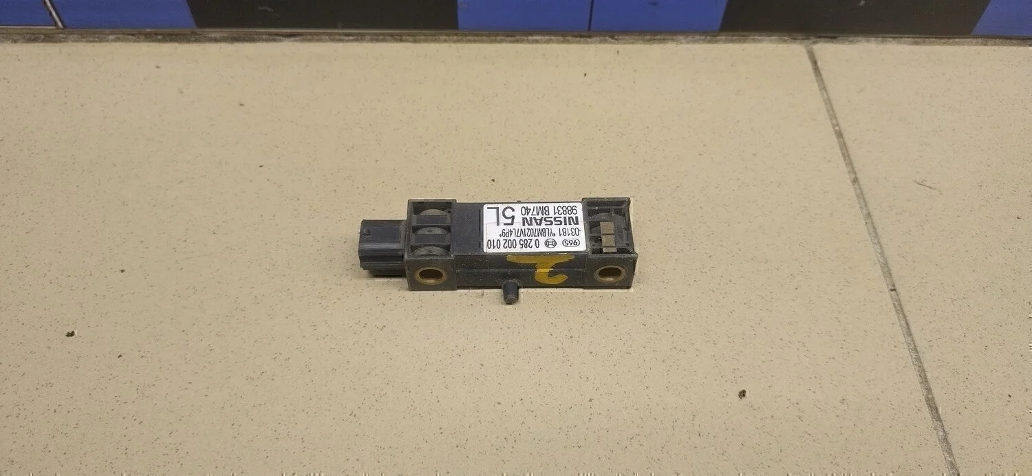 Датчик AIR BAG Almera N16 2000-2006