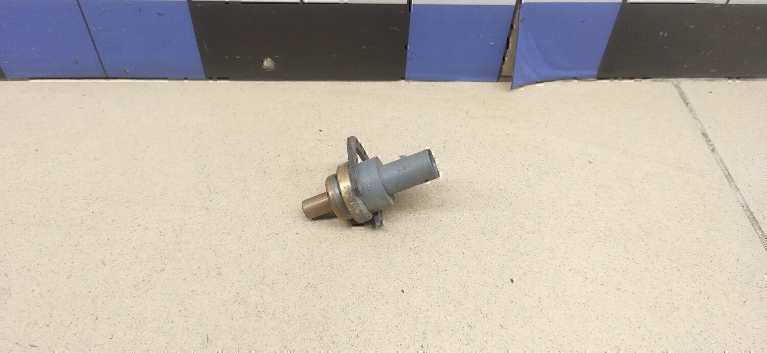 Датчик температуры A3 (8L1) 1996-2003