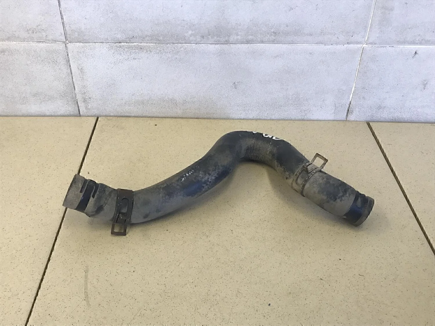 Патрубок отопителя Solaris 2010-2017