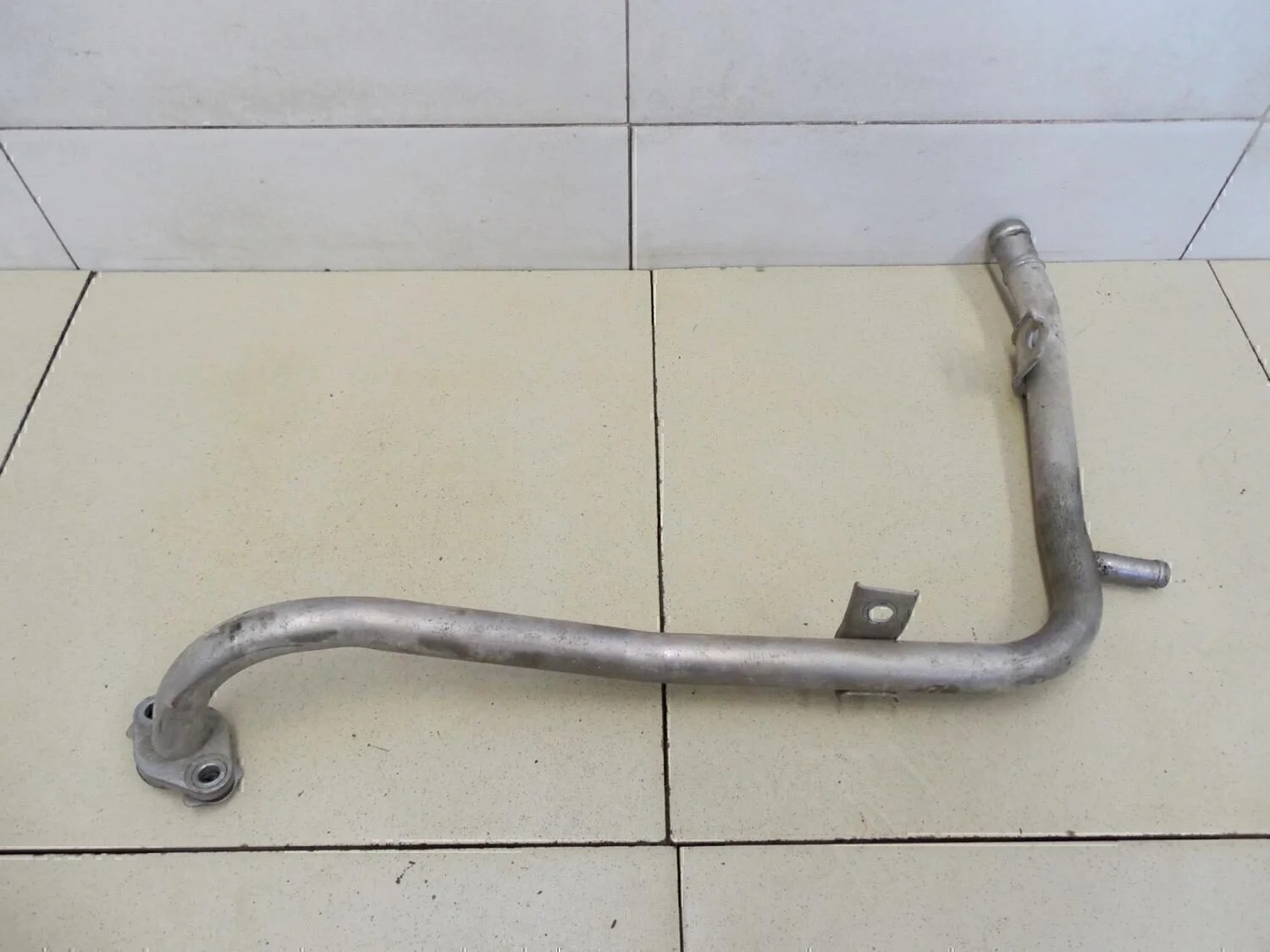 Трубка охлажд. жидкости металлическая Solaris 2010-2017