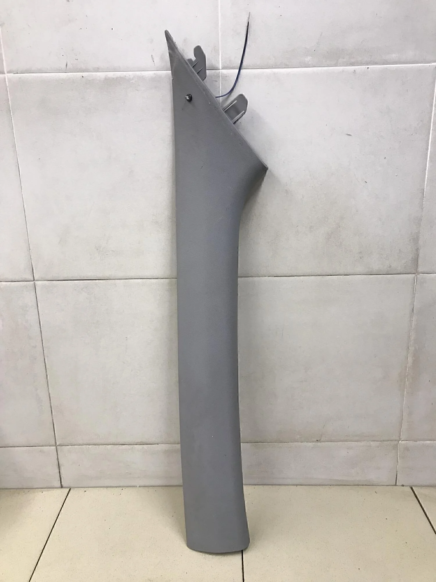 Обшивка стойки Solaris 2010-2017