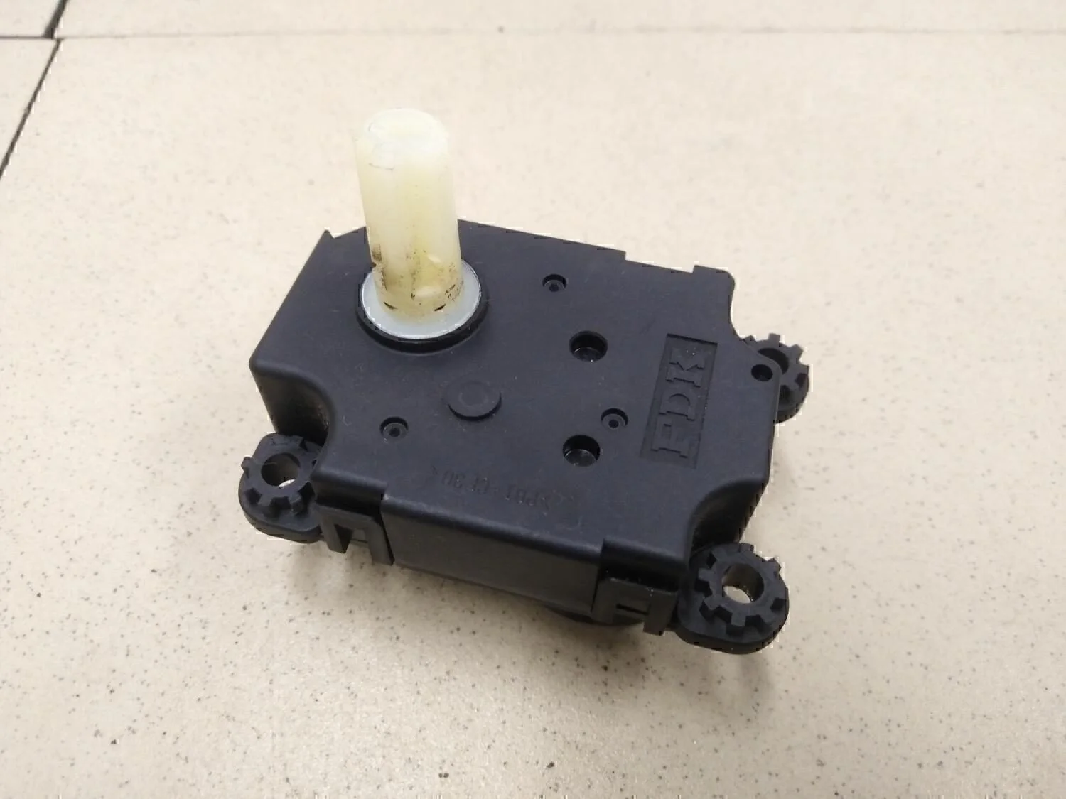 Моторчик заслонки отопителя ASX 2010-2016