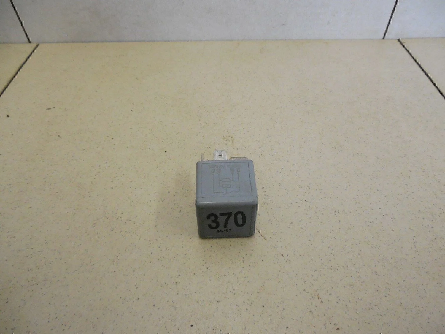 Реле 100/200 [44] 1983-1991