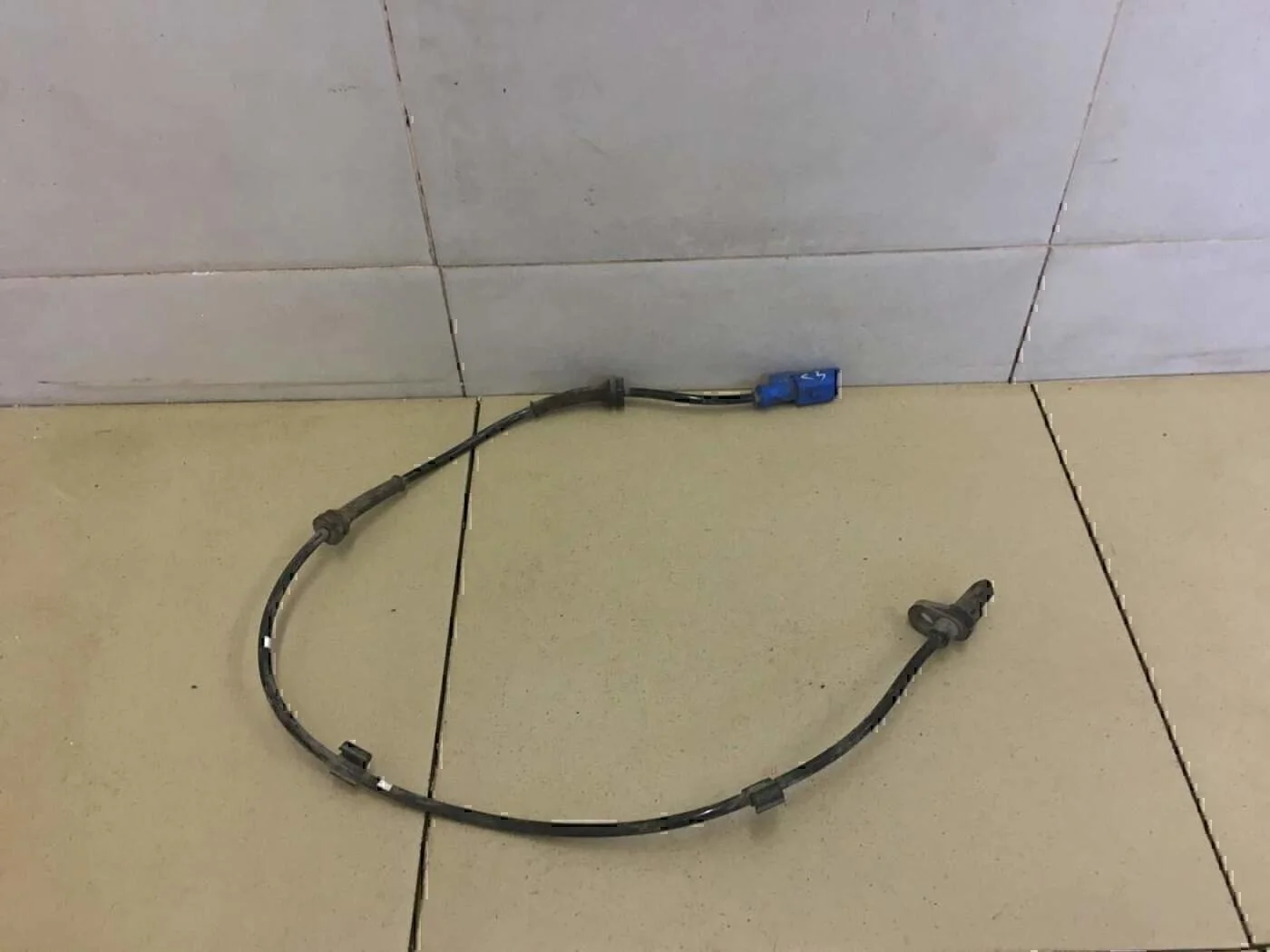 Датчик ABS задний C3 2009-2016