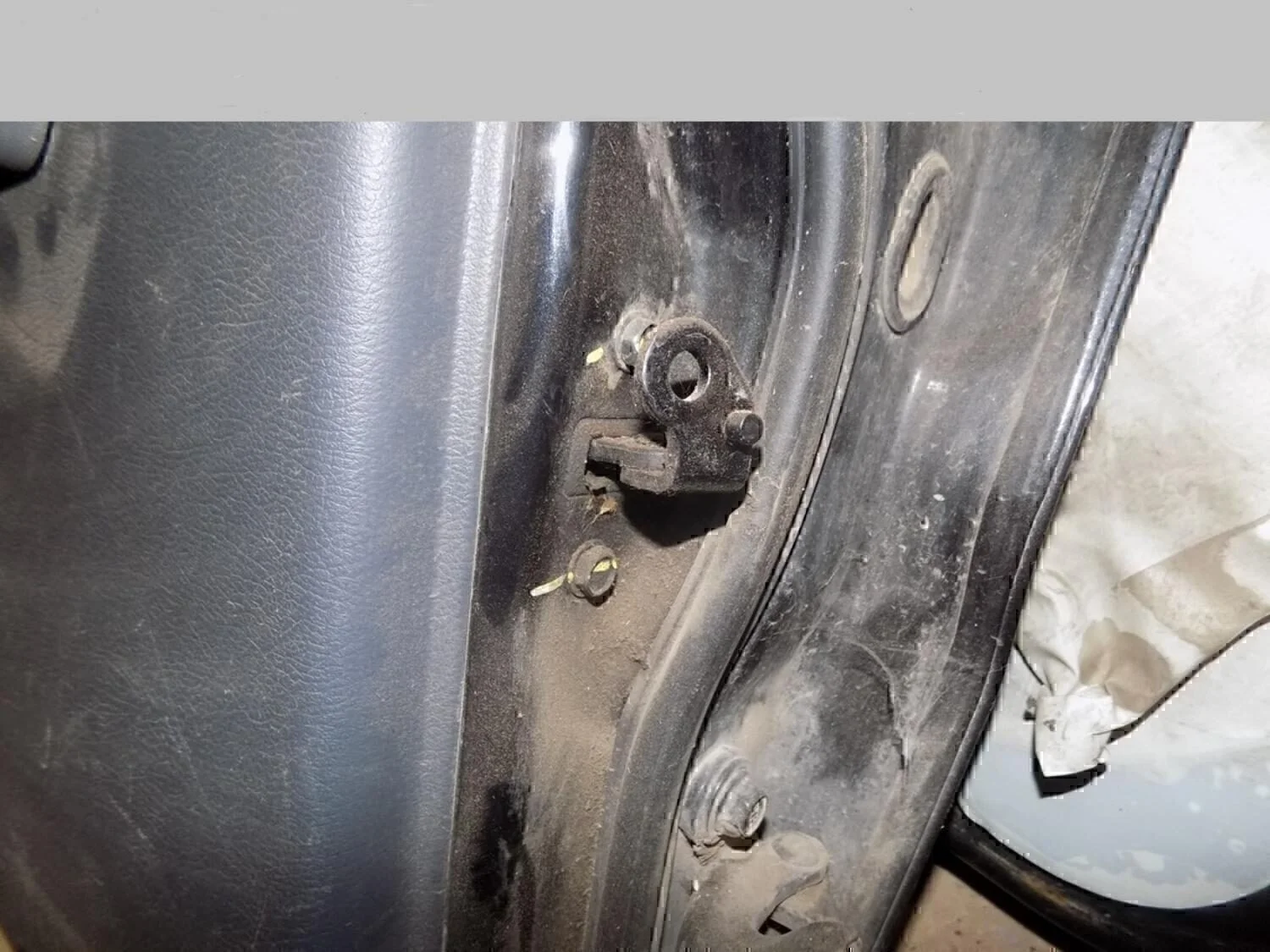 Ограничитель двери Lanos 2004-2010