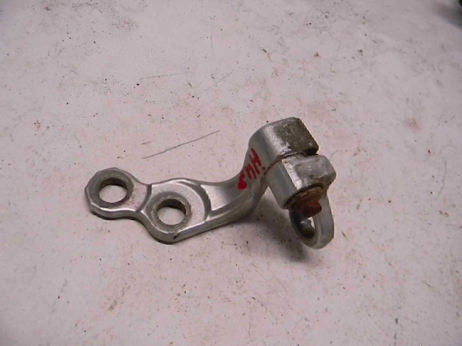 Петля двери задней правой нижняя Focus II 2005-2008