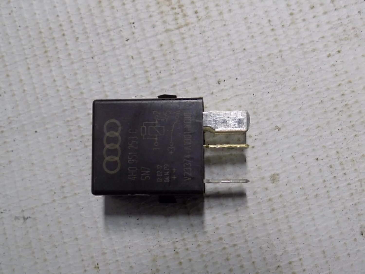 Реле Fabia 1999-2006