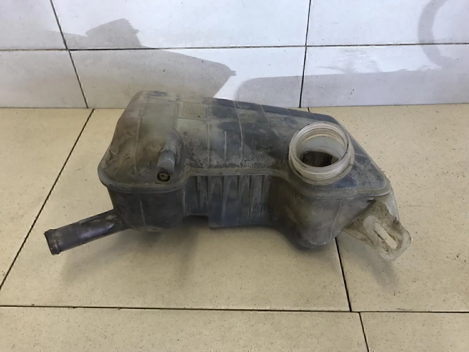 Бачок расширительный Megane II 2002-2009