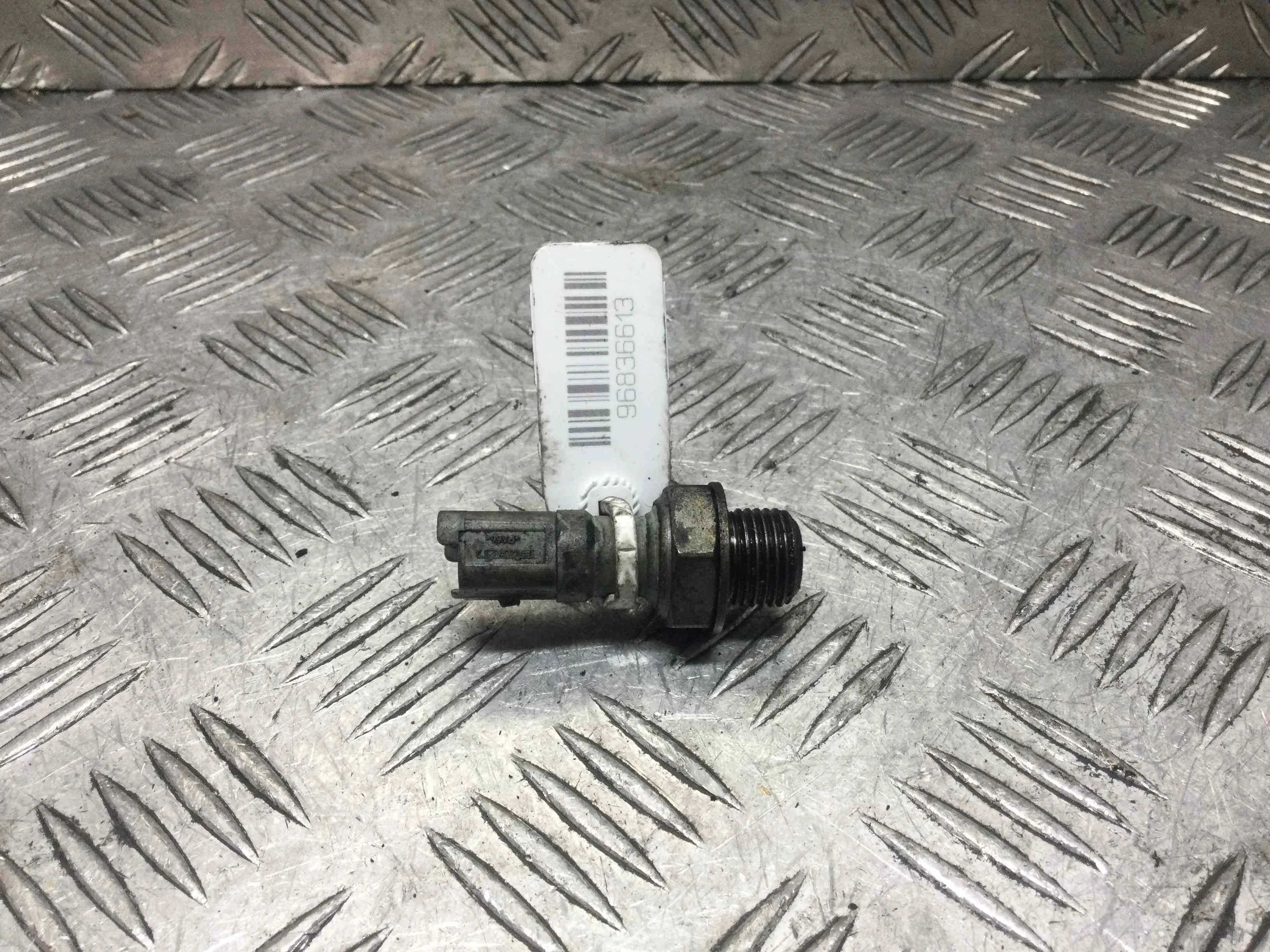 Датчик давления масла Peugeot 207 1 поколение (2006-2009) бензин 1.6 T Механика Х/б