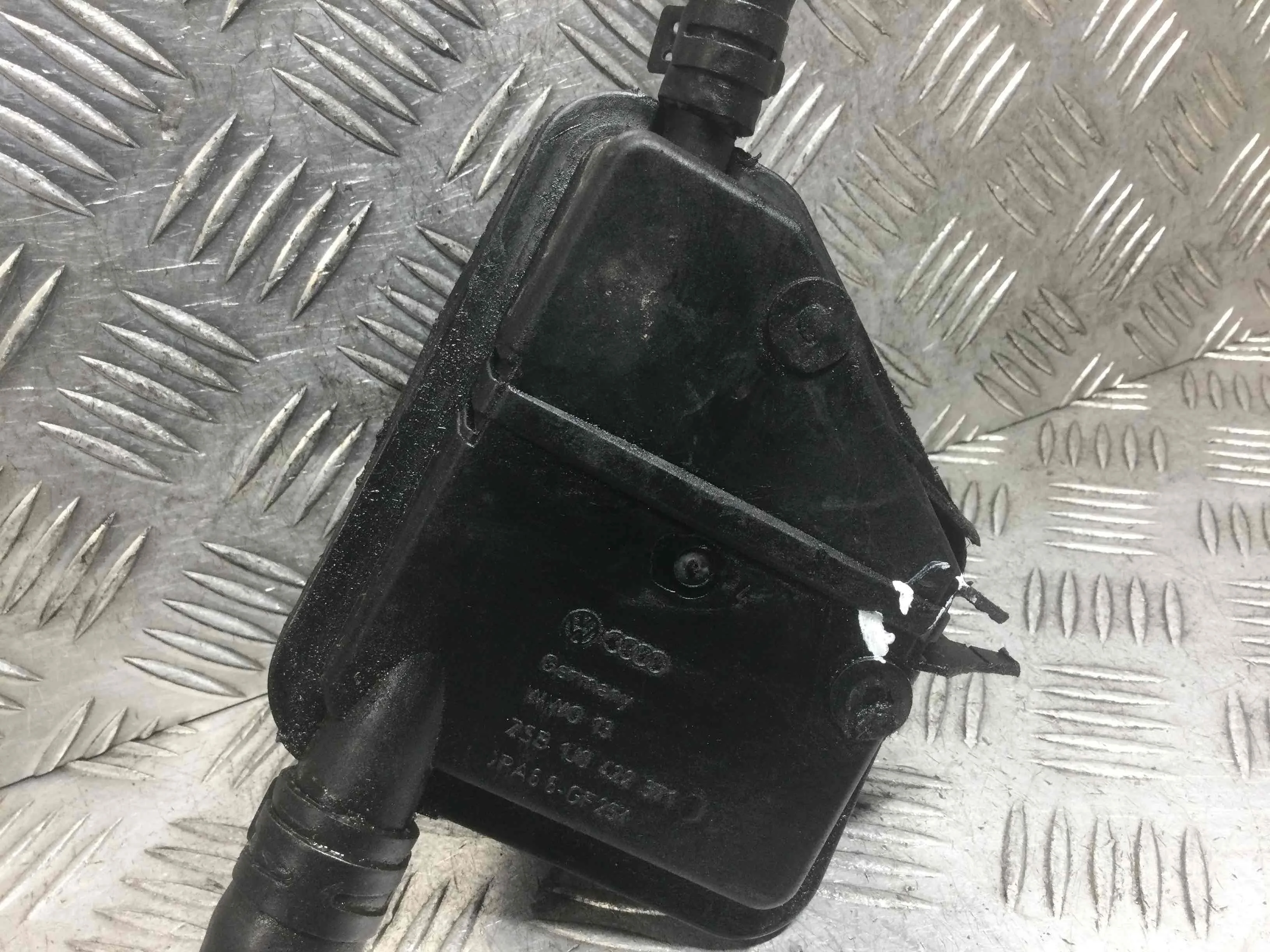 Бачок гидроусилителя Audi A3 8L [рестайлинг] (2000-2003) бензин 1.8 i Автомат Х/б