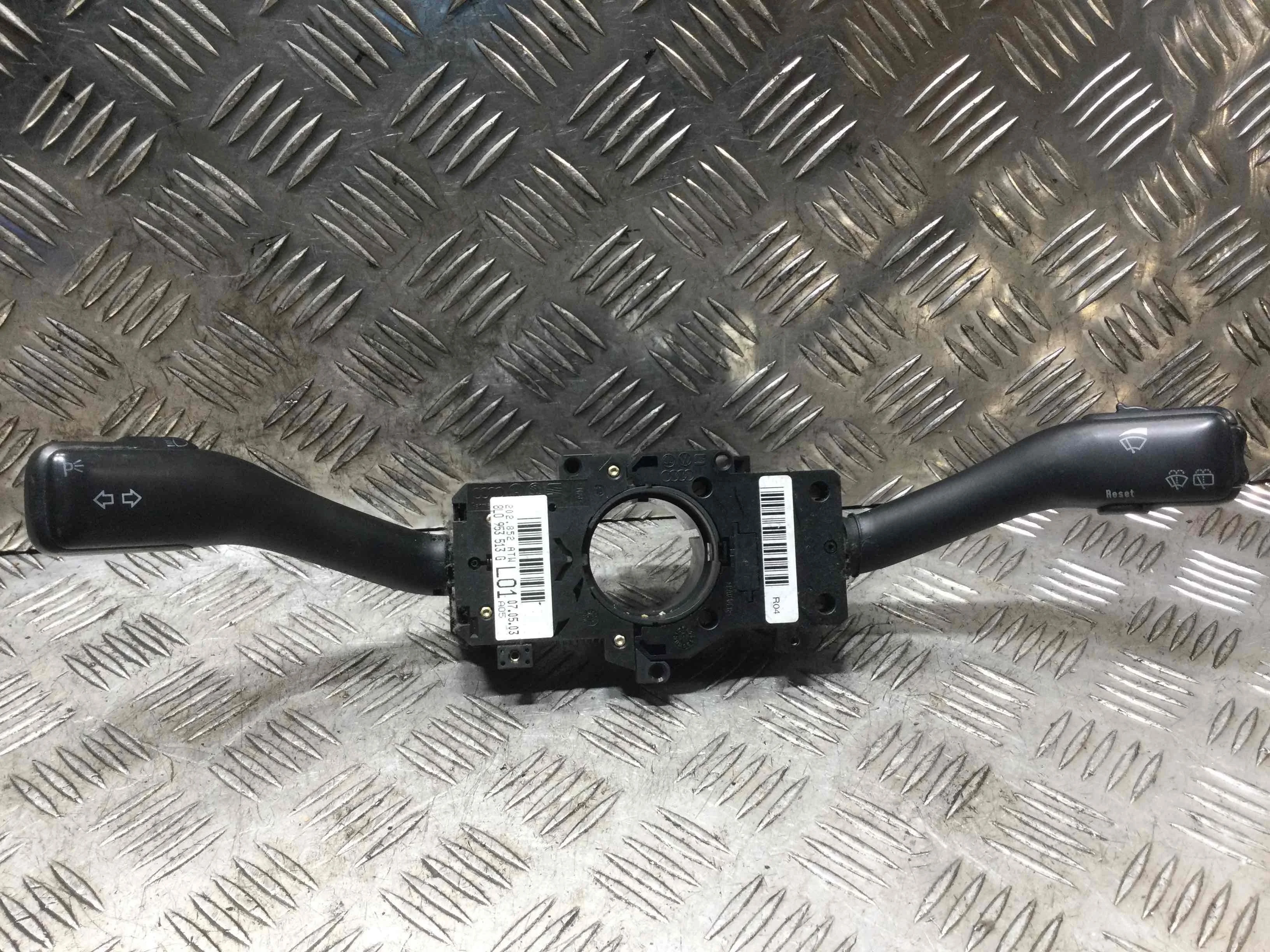 Переключатель подрулевой (стрекоза) Skoda Fabia 1 поколение (1999-2004) бензин 1.4 i Механика Универсал