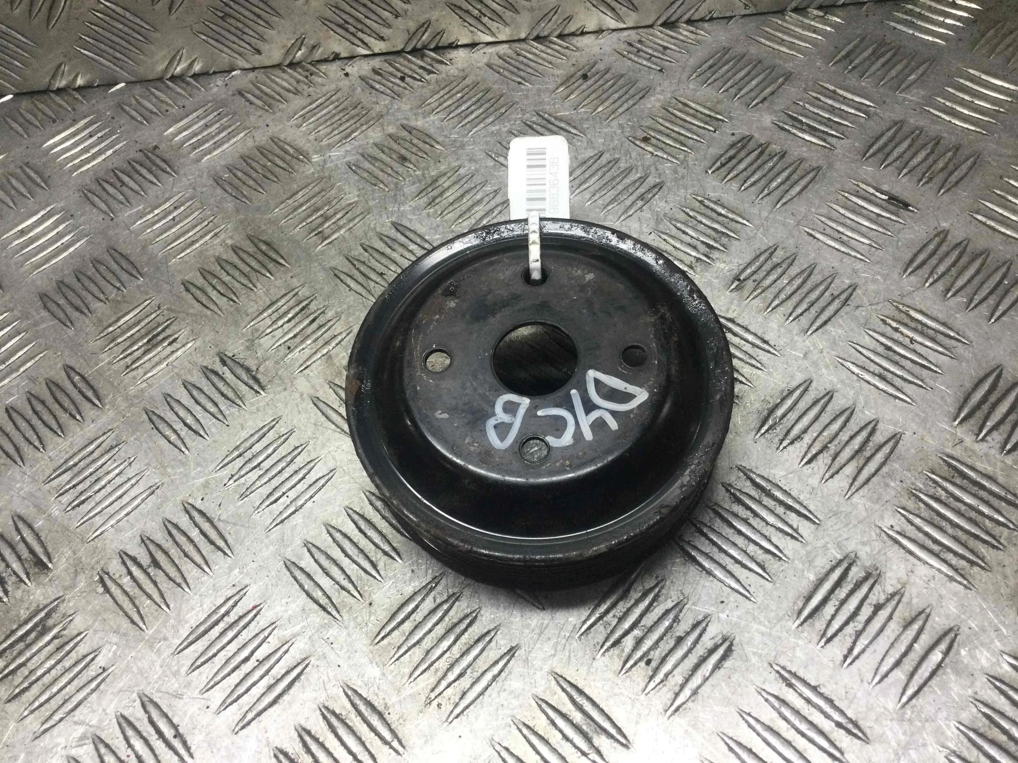 Шкив помпы Kia Sorento 1 поколение (2002-2006) дизель 2.5 CRDi Автомат