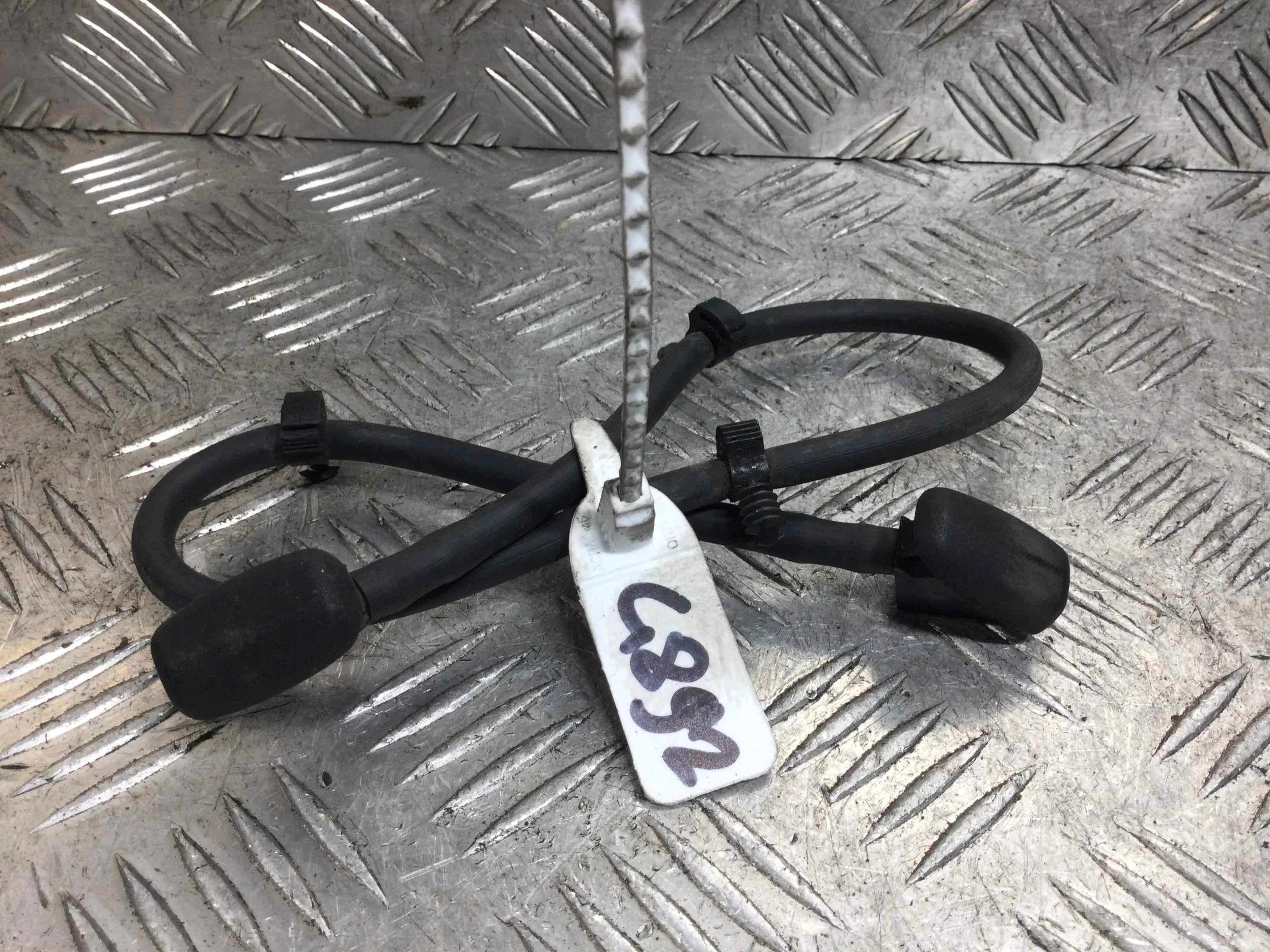 Форсунка омывателя Ford Focus 1 поколение [рестайлинг] (2001-2005) бензин 1.8 i Механика Универсал