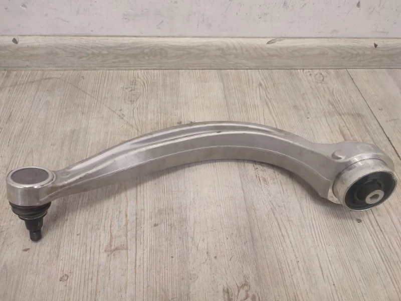 Рычаг подвески направляющий Audi Q7 2015- 4M